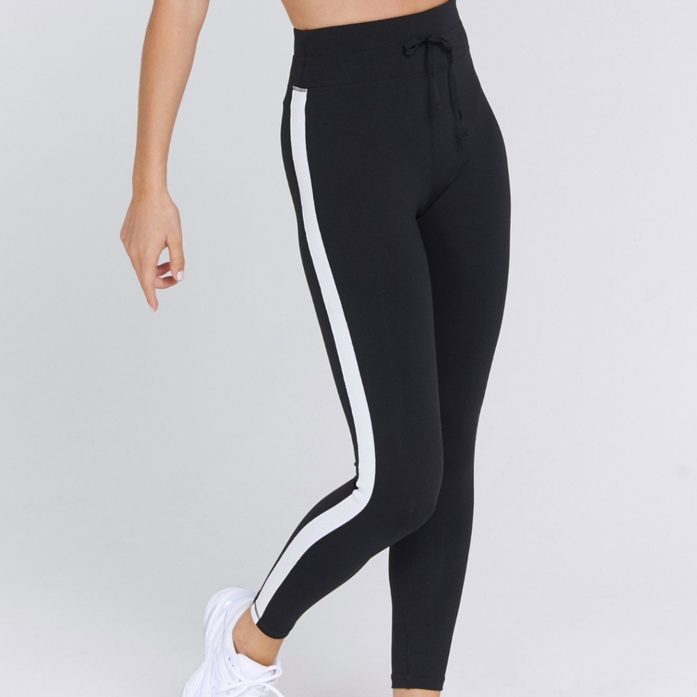 Spiritual Gangster Black Leggings with White Side Stripe